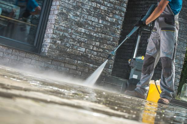Best Factory Floor Cleaning  in Newton, IA
